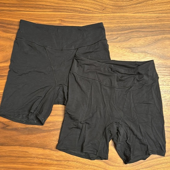 COPY - Lululemon UnderEase Super-High-Rise Shortie Women’s Underwear (price per… - Picture 5 of 9